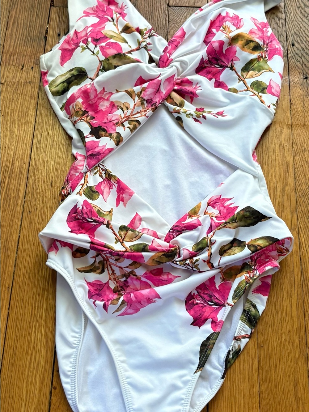 Ladies White One-Piece Swimsuit with Pink Floral Print/peek a boo midriff sz sm